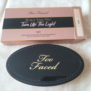 Too Faced Higlight palette